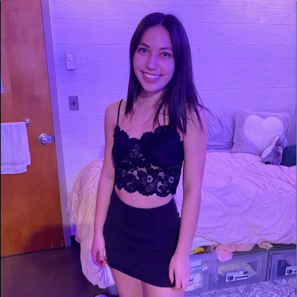 Meet your Posher, Emma